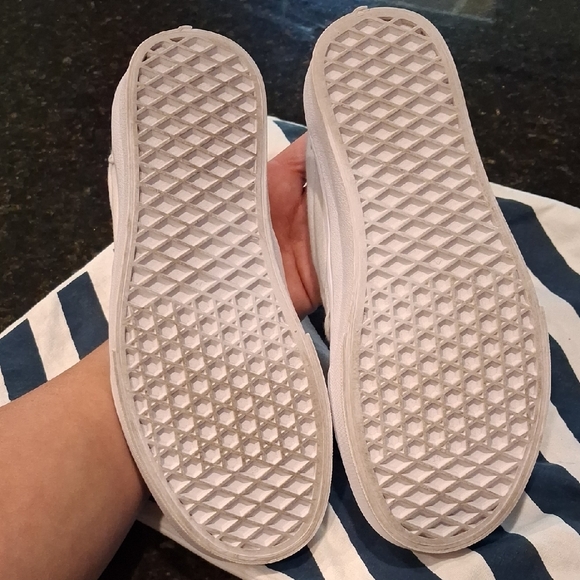 Vans White and Gray Slip-On Shoes - Picture 2 of 4